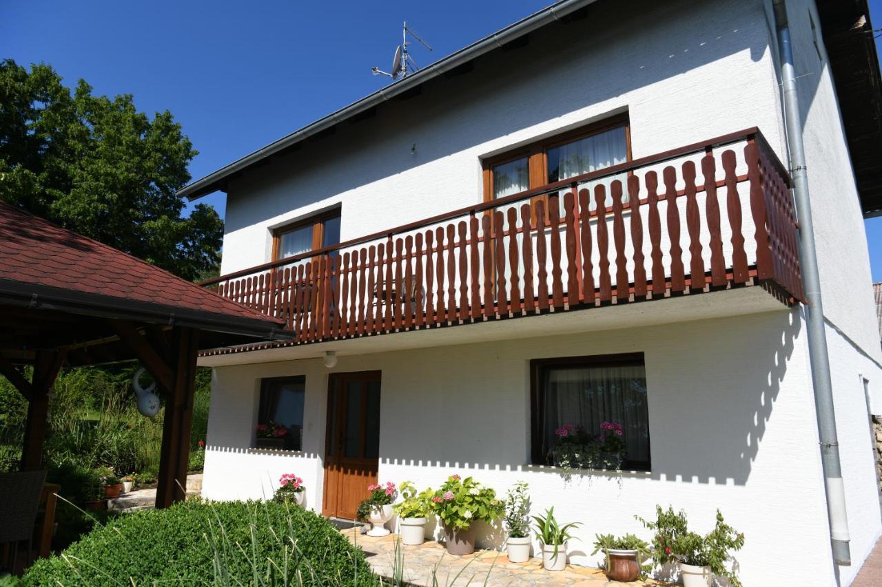 Apartment And Rooms Ivancica Seliste Dreznicko Εξωτερικό φωτογραφία
