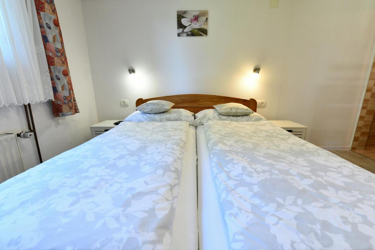 Apartment And Rooms Ivancica Seliste Dreznicko Εξωτερικό φωτογραφία