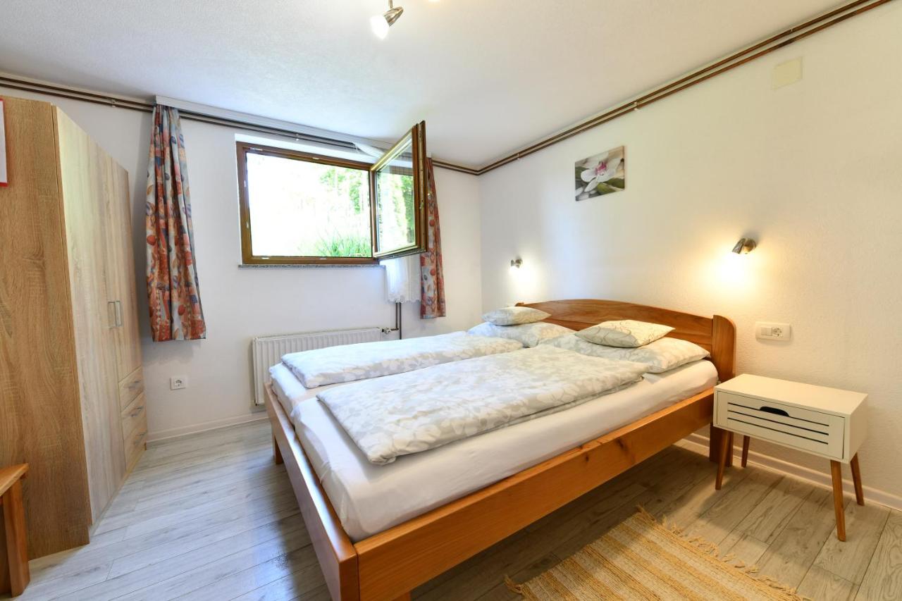 Apartment And Rooms Ivancica Seliste Dreznicko Εξωτερικό φωτογραφία